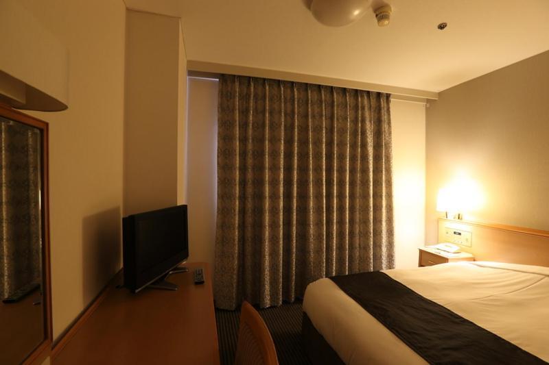 Shin Osaka Esaka Tokyu Rei Hotel Suita Room photo